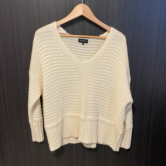 Majorelle V Neck sweater - Picture 2 of 3